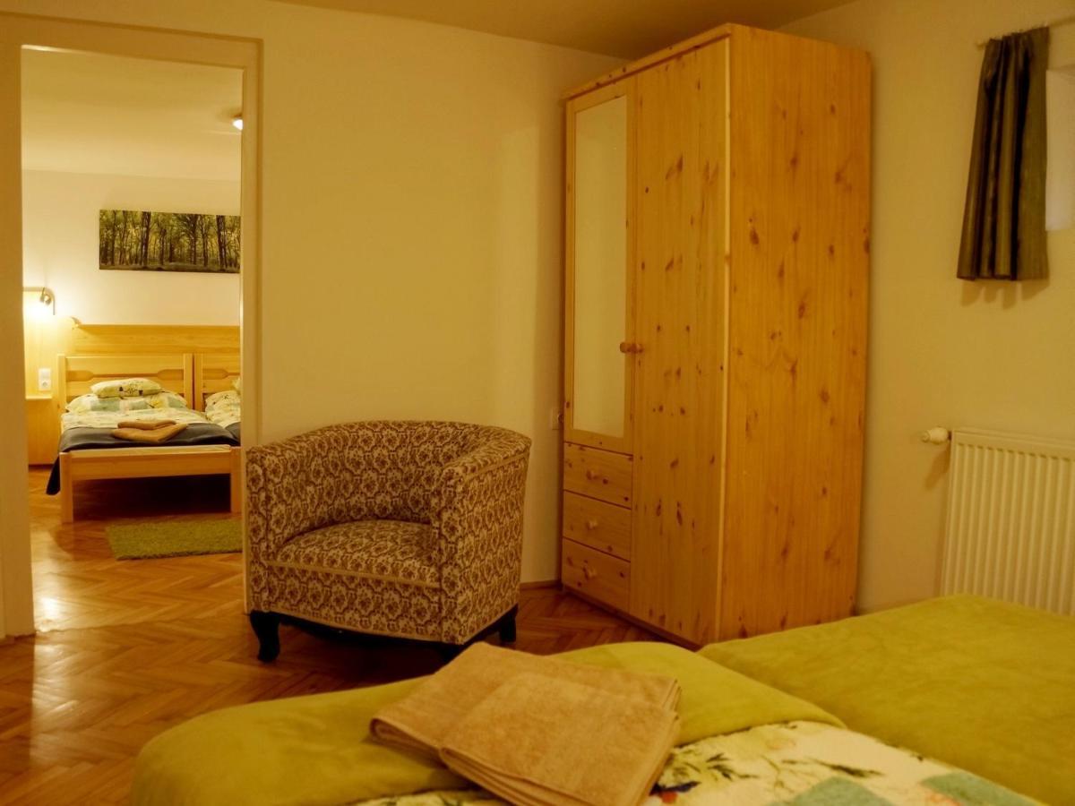 Apartament Fenyves Vendeghaz Bábolna Zewnętrze zdjęcie